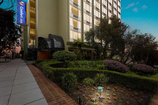 Comfort Inn By The Bay image 7